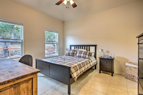 Pet-Friendly Home: 8 Mi to Canyon Lake Marina image 22